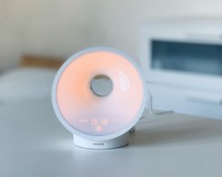 Обзор Philips Somneo HF3650 — светового будильника, который имитирует восход солнца